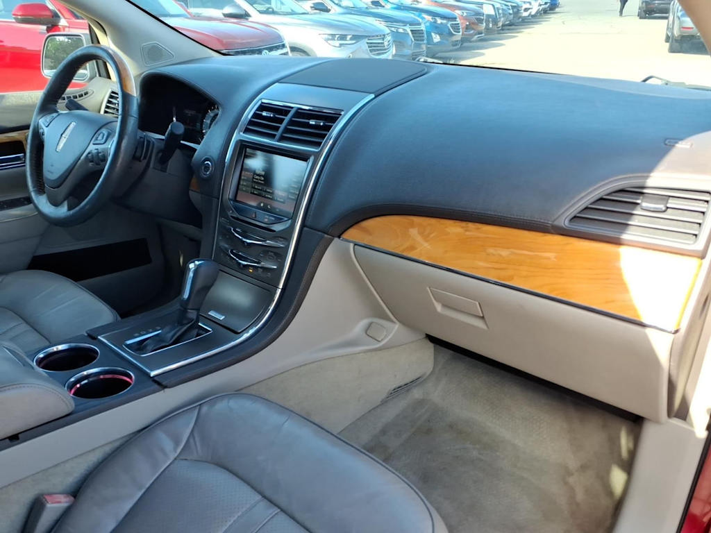 Thumbnail: 2015 Lincoln MKX - 8