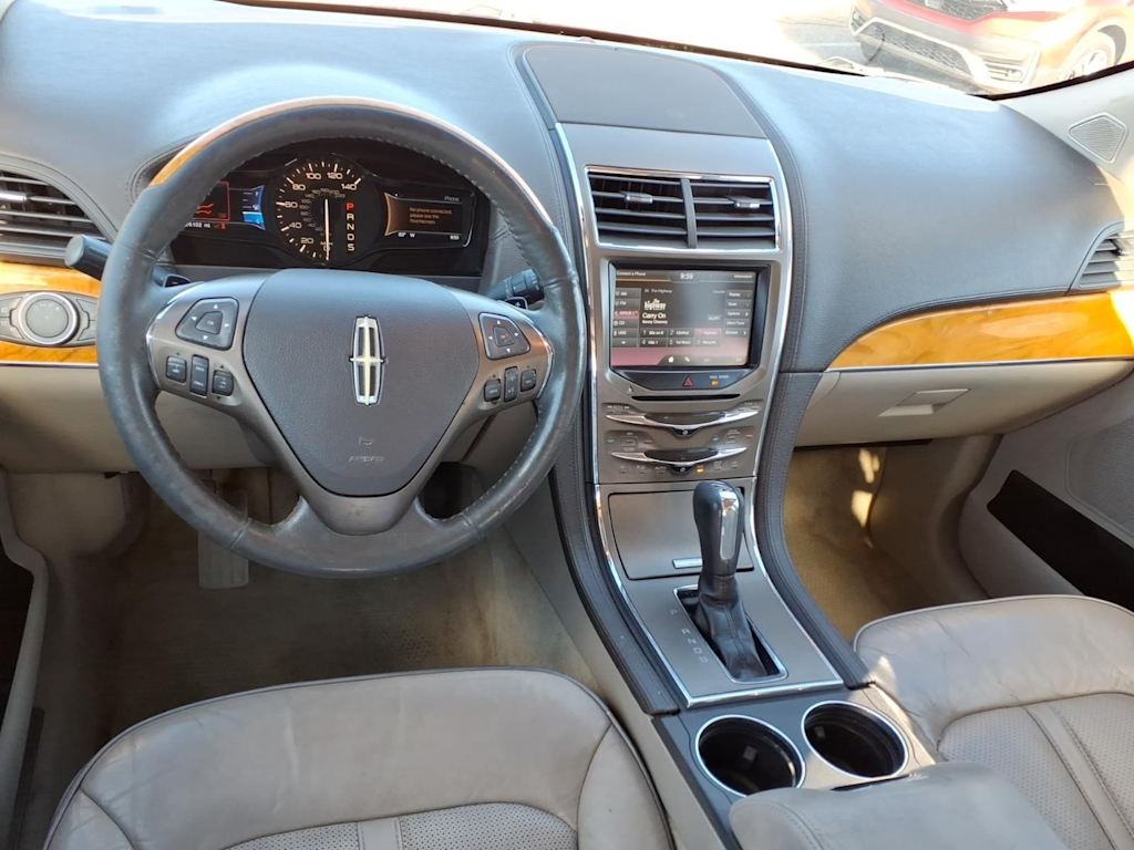 Thumbnail: 2015 Lincoln MKX - 2