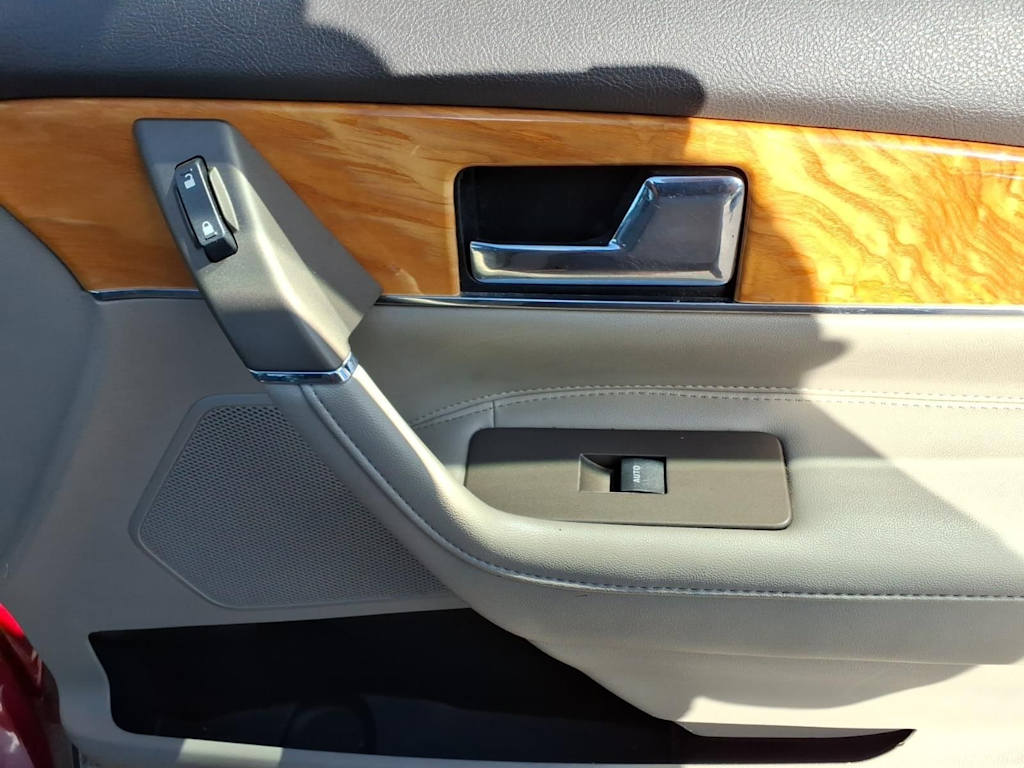 Thumbnail: 2015 Lincoln MKX - 19