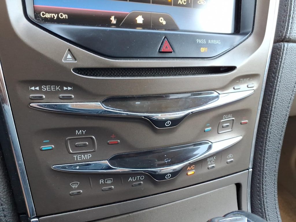 Thumbnail: 2015 Lincoln MKX - 23