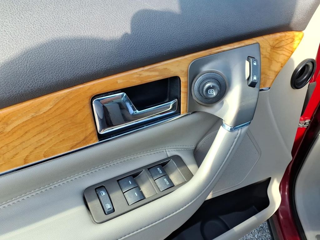 Thumbnail: 2015 Lincoln MKX - 20