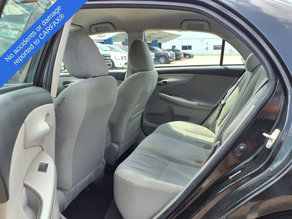 Thumbnail: 2011 Toyota Corolla - 10