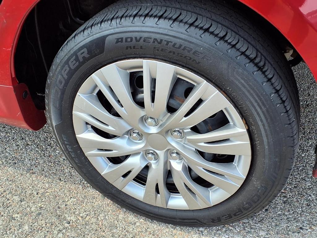 Thumbnail: 2013 Toyota Corolla - 7