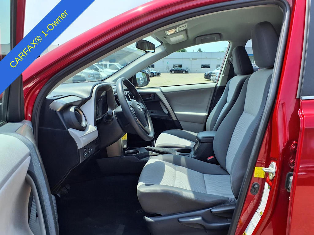 Thumbnail: 2013 Toyota RAV4 - 10