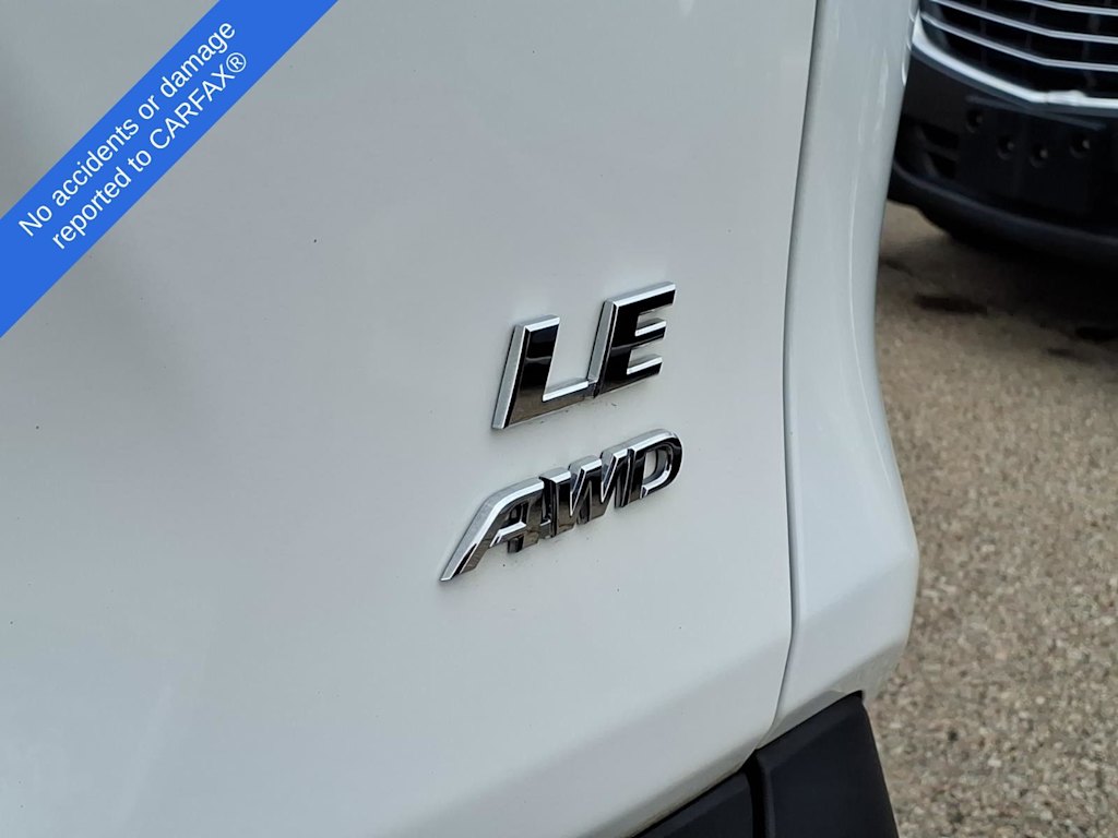 Thumbnail: 2019 Toyota RAV4 - 7