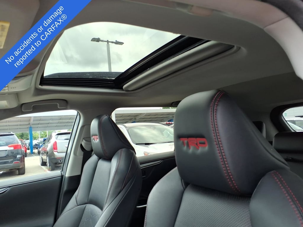 Thumbnail: 2020 Toyota RAV4 - 22