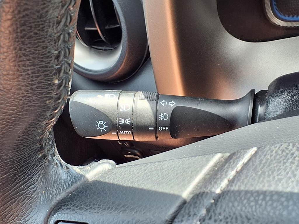 Thumbnail: 2014 Toyota RAV4 - 24