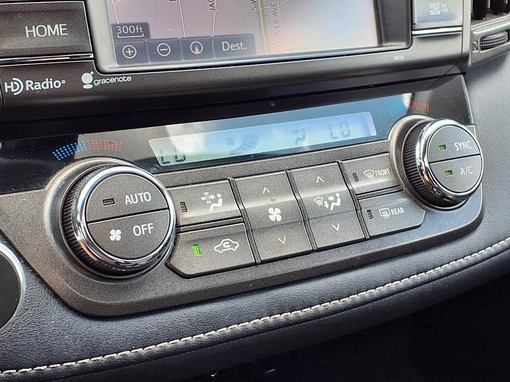 Thumbnail: 2014 Toyota RAV4 - 26