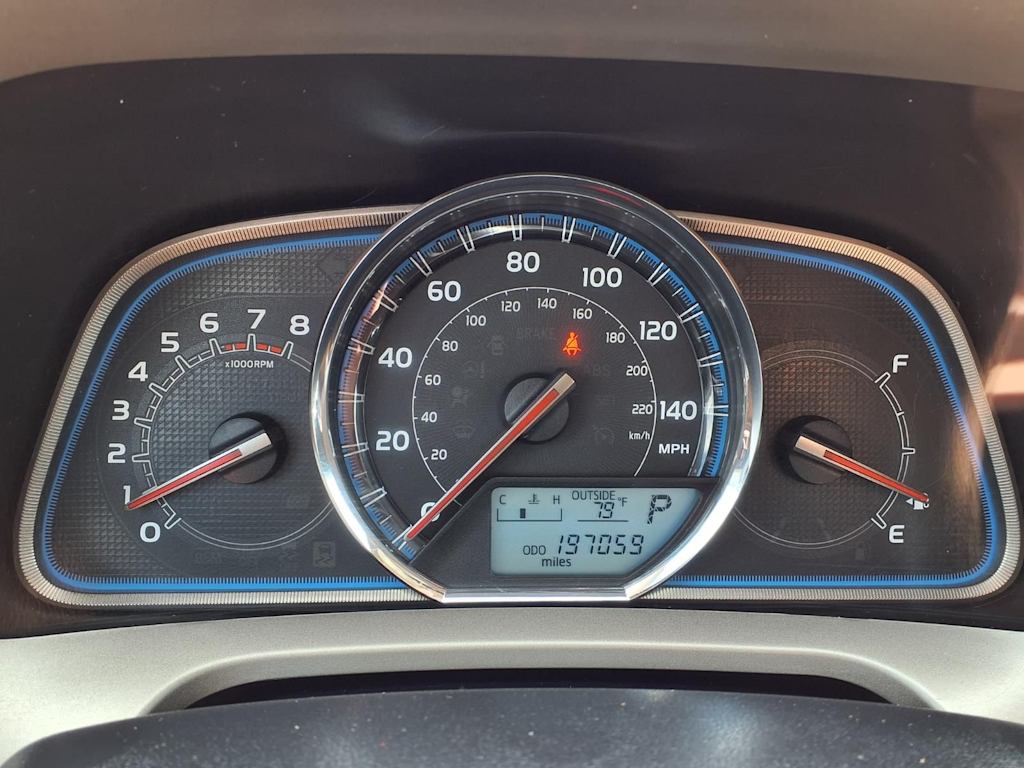 Thumbnail: 2014 Toyota RAV4 - 15