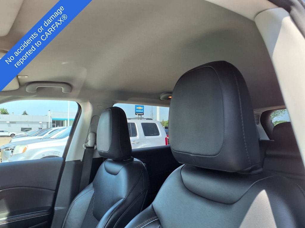 Thumbnail: 2018 Jeep Compass - 11