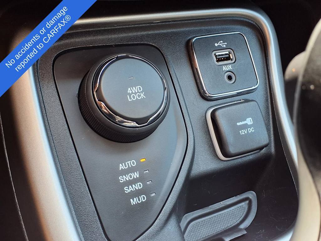 Thumbnail: 2017 Jeep Compass - 26
