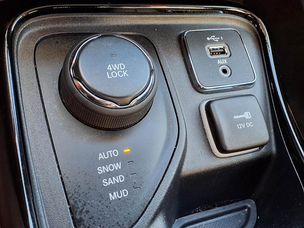 Thumbnail: 2019 Jeep Compass - 24