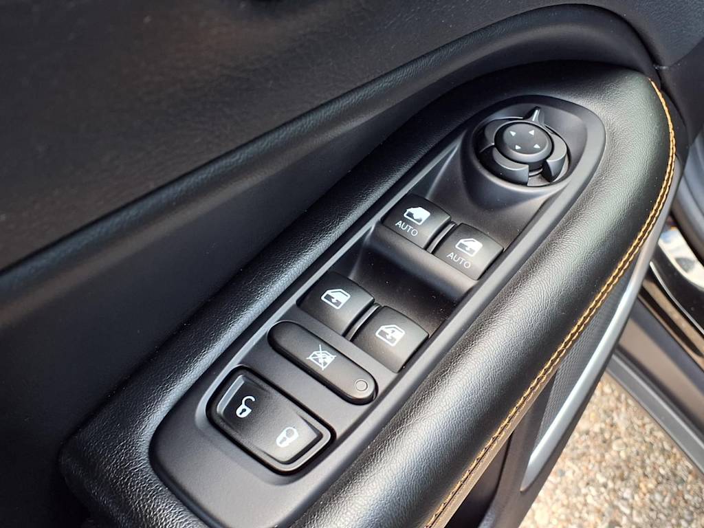 Thumbnail: 2018 Jeep Compass - 21
