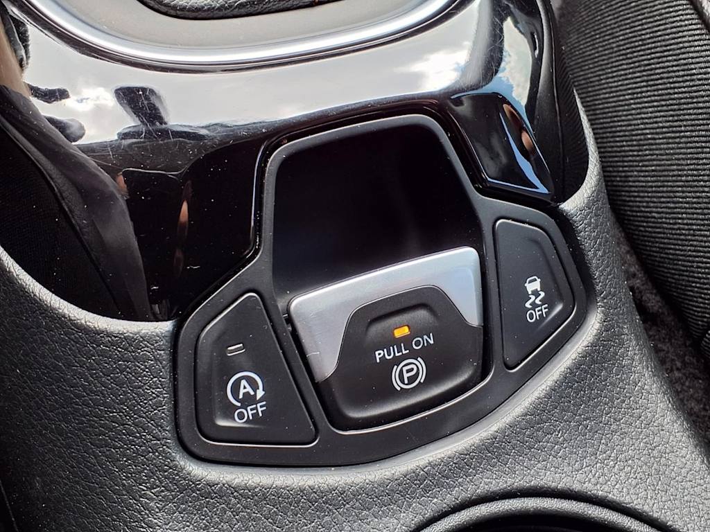 Thumbnail: 2018 Jeep Compass - 26