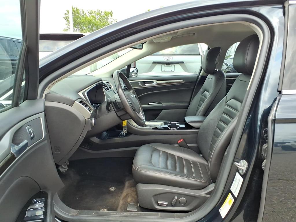 Thumbnail: 2014 Ford Fusion - 9