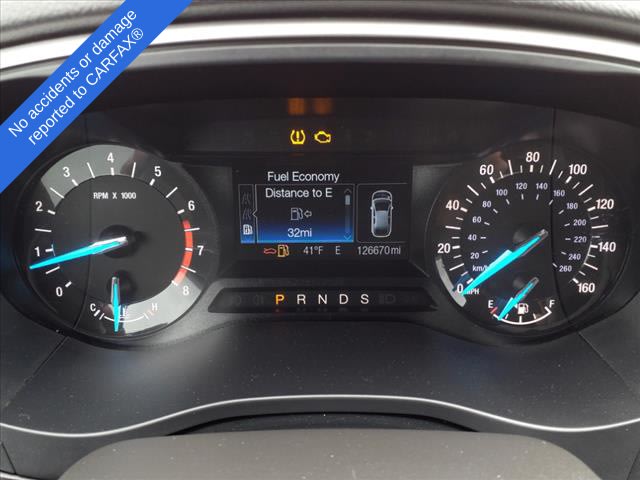 2015 Ford Fusion SE 16