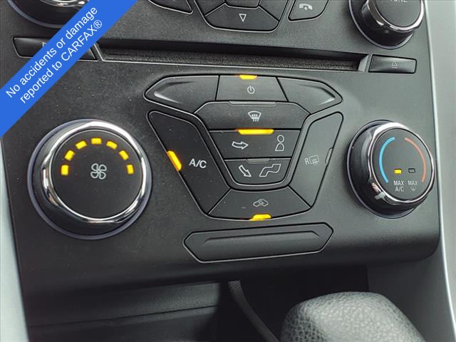 2015 Ford Fusion SE 26