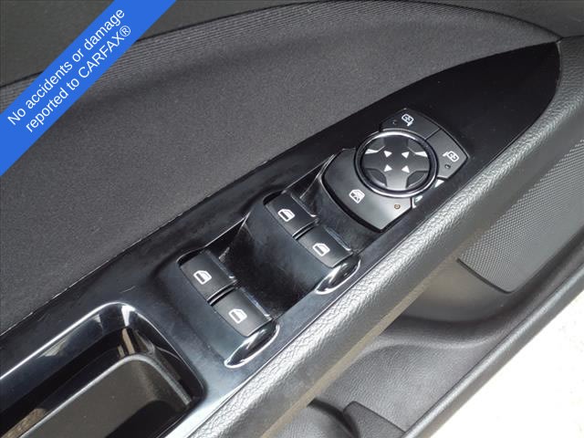 2015 Ford Fusion SE 21