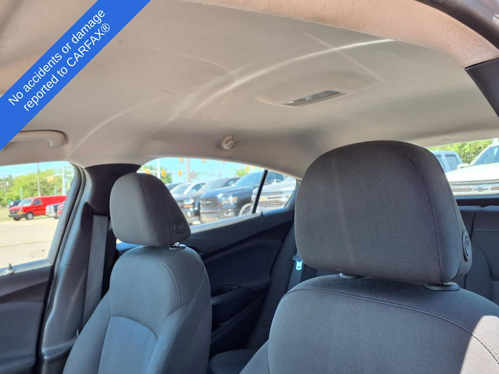 Thumbnail: 2018 Chevrolet Cruze - 10