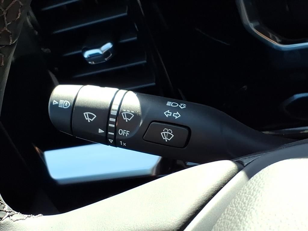 Thumbnail: 2026 Chevrolet Silverado 1500 - 19