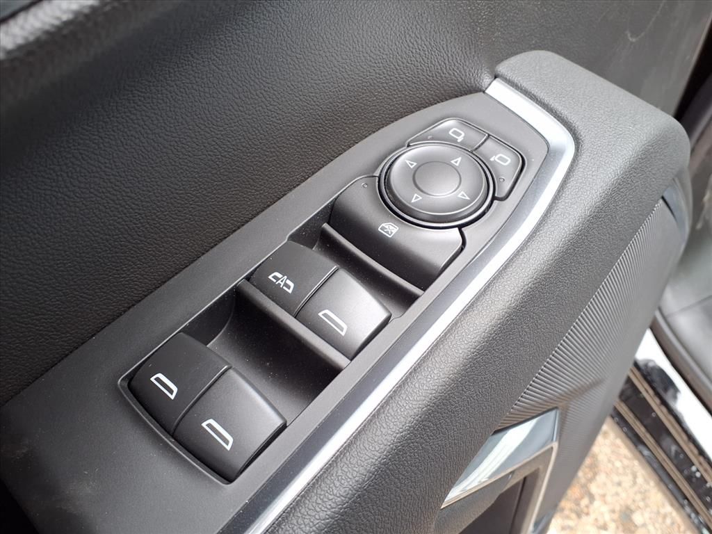 Thumbnail: 2026 Chevrolet Silverado 1500 - 15