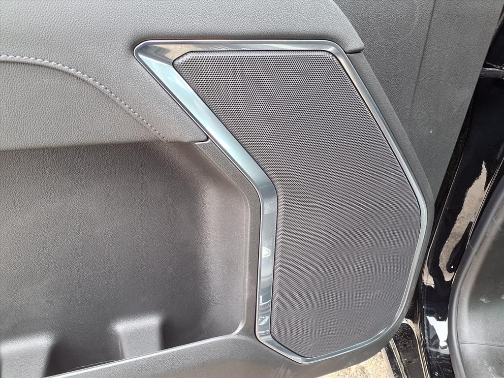 Thumbnail: 2026 Chevrolet Silverado 1500 - 16