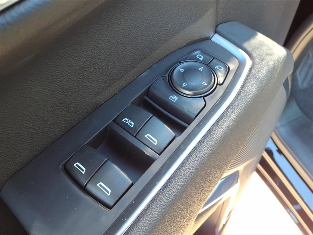 Thumbnail: 2026 Chevrolet Silverado 1500 - 16