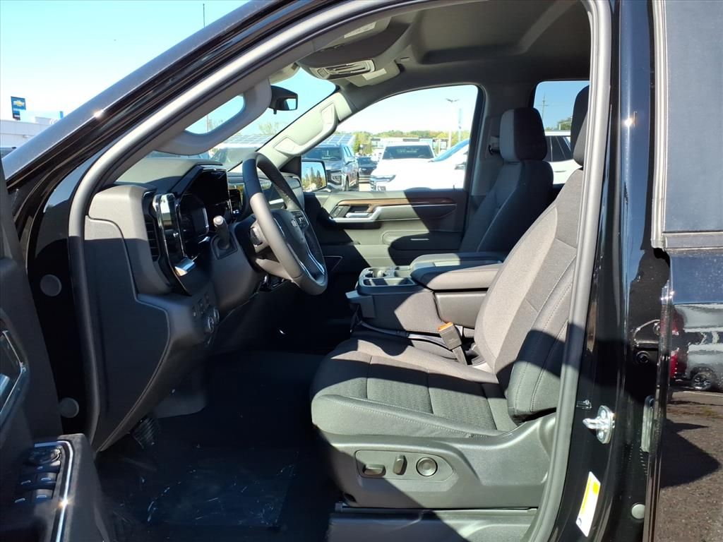 Thumbnail: 2026 Chevrolet Silverado 1500 - 8