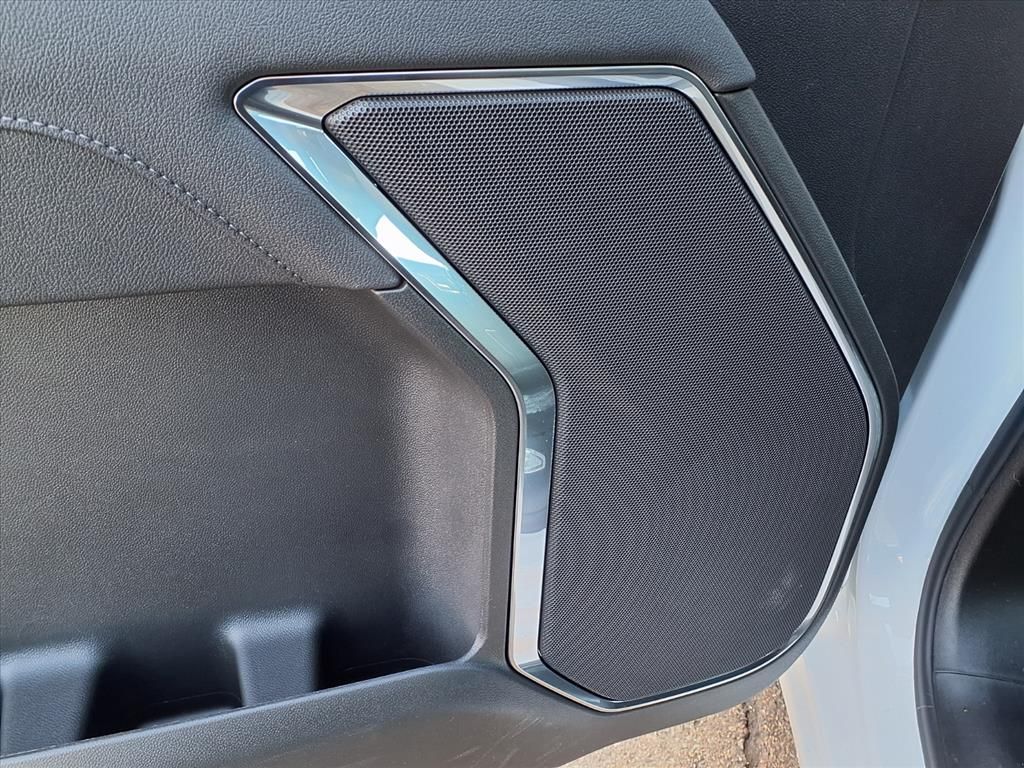 Thumbnail: 2026 Chevrolet Silverado 1500 - 15