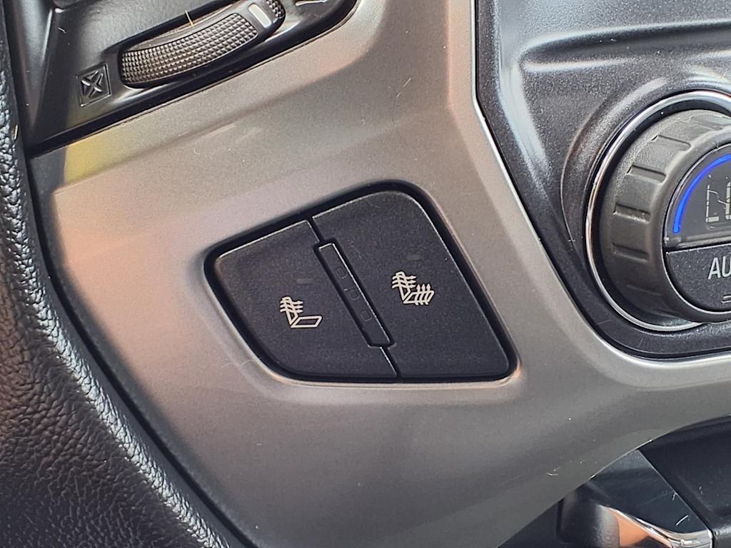 Thumbnail: 2014 Chevrolet Silverado 1500 - 23
