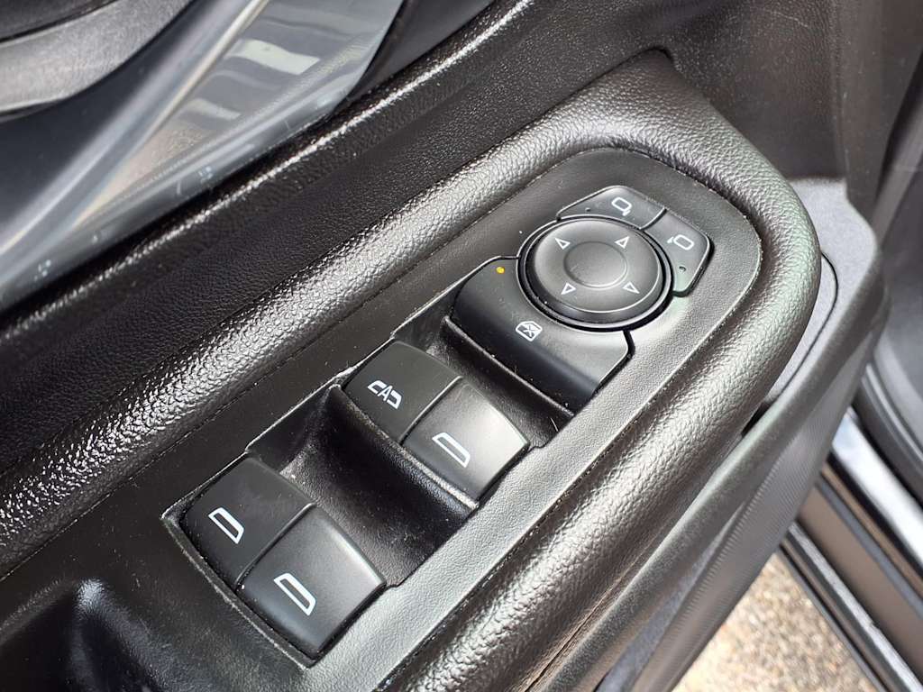 Thumbnail: 2019 GMC Terrain - 19