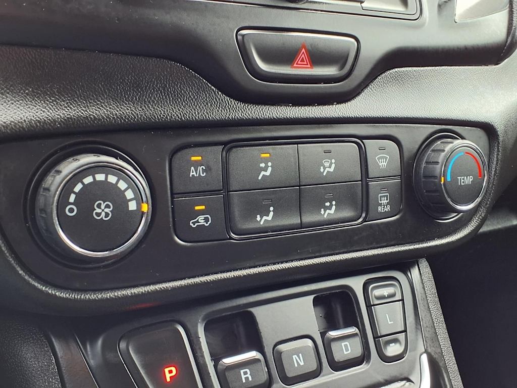 Thumbnail: 2019 GMC Terrain - 25