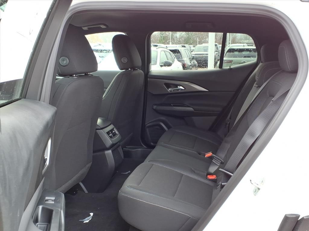 Thumbnail: 2026 Chevrolet Equinox - 9