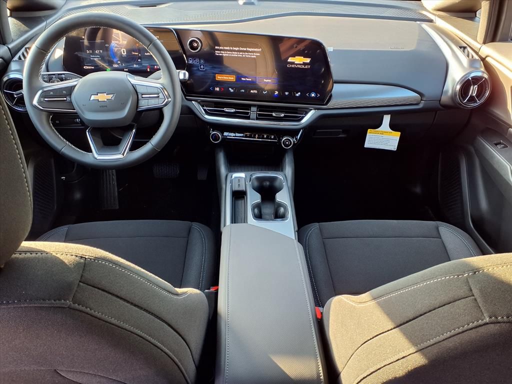 Thumbnail: 2026 Chevrolet Equinox - 2