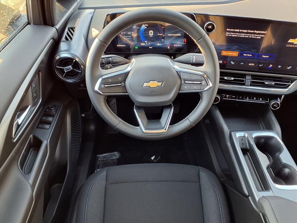 Thumbnail: 2026 Chevrolet Equinox - 7