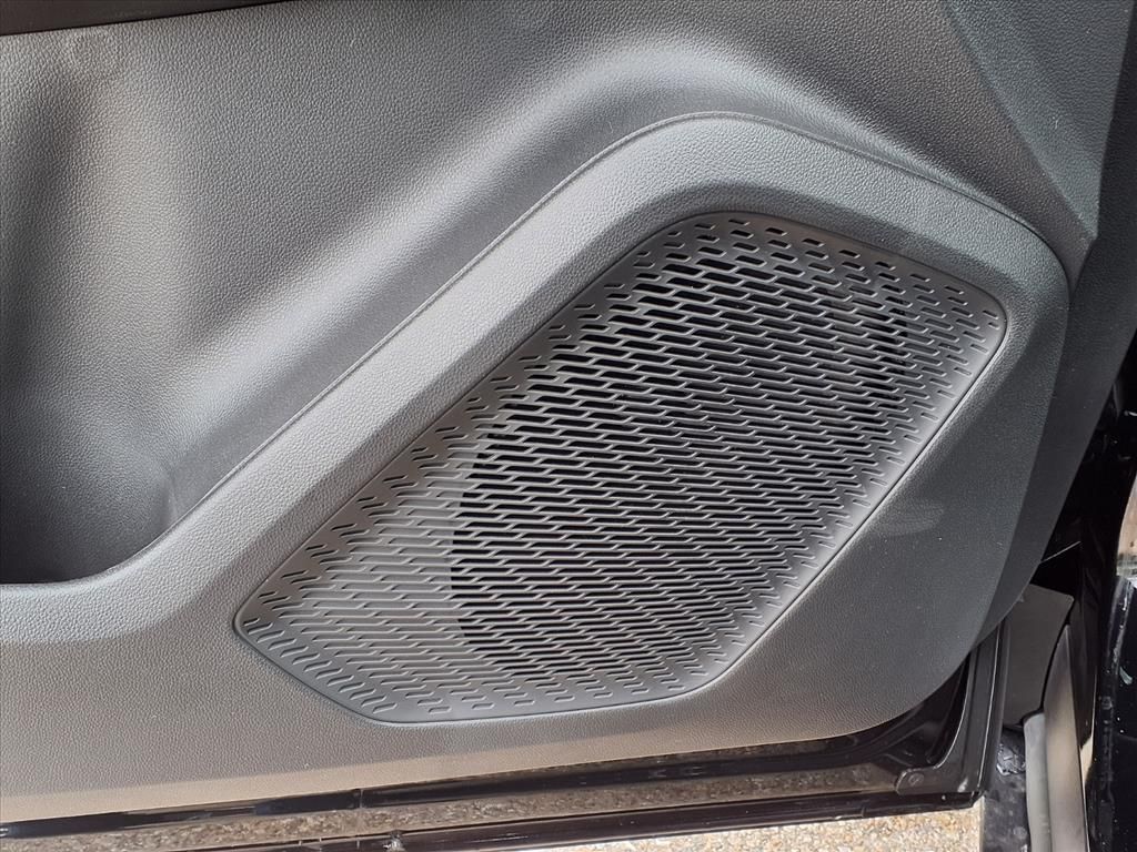 Thumbnail: 2026 Chevrolet Equinox - 16