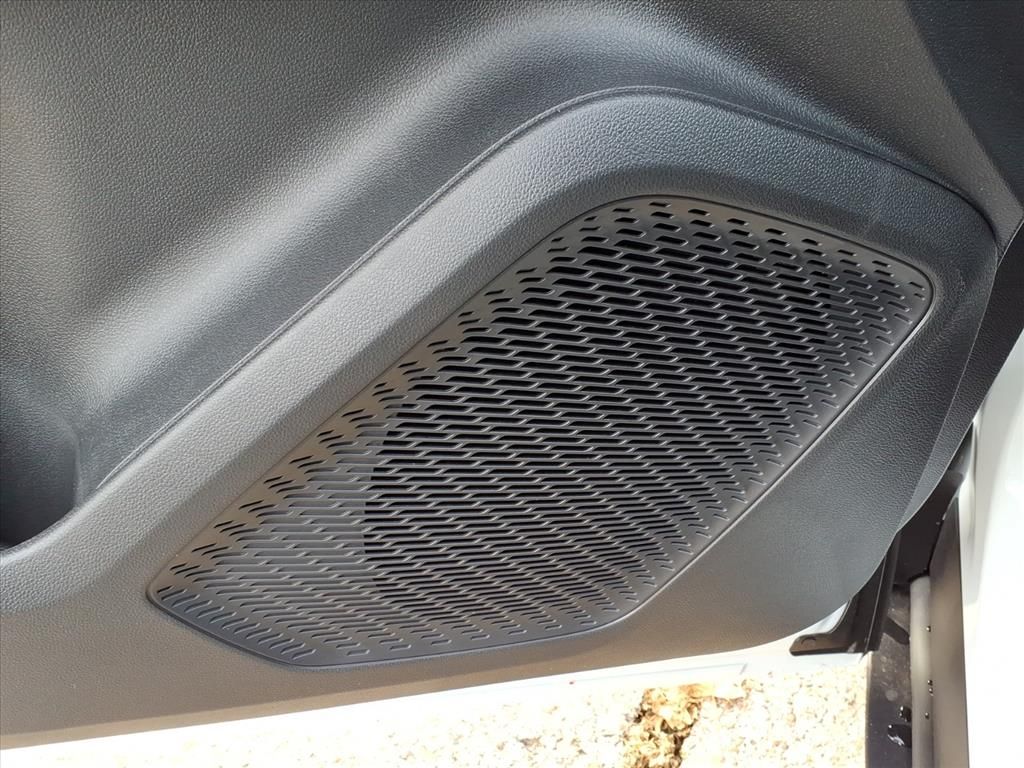 Thumbnail: 2026 Chevrolet Equinox - 17