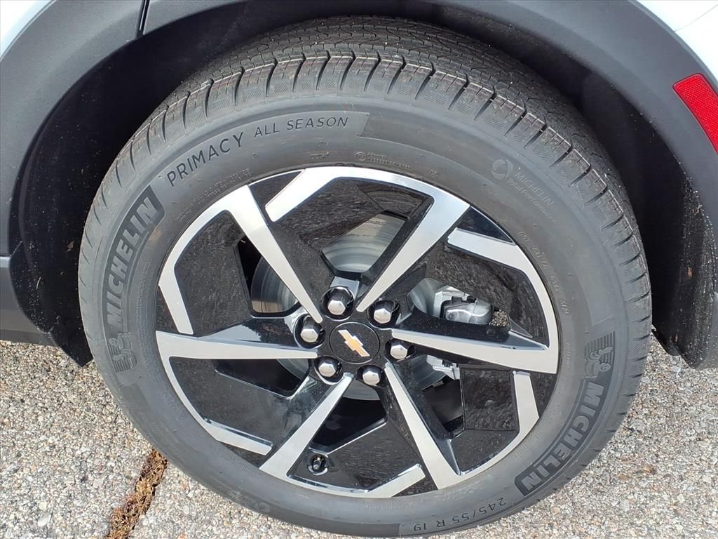 Thumbnail: 2026 Chevrolet Equinox - 6