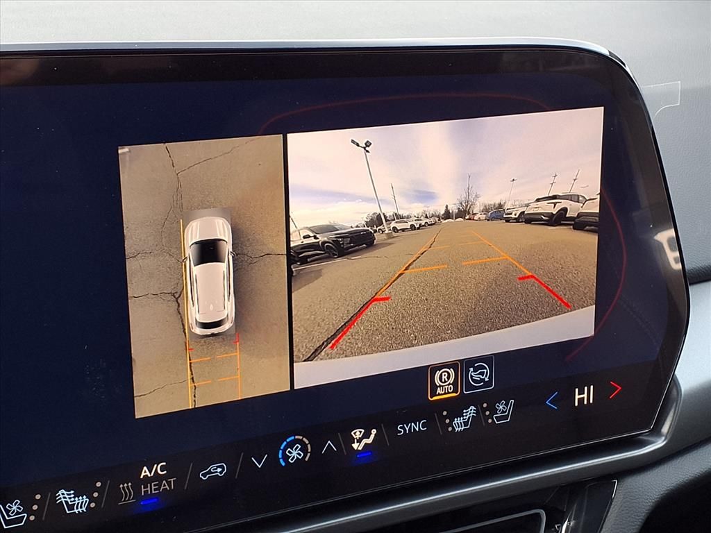 Thumbnail: 2026 Chevrolet Equinox - 22