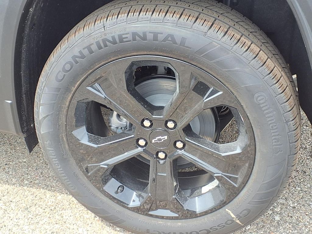 Thumbnail: 2027 Chevrolet Equinox - 6