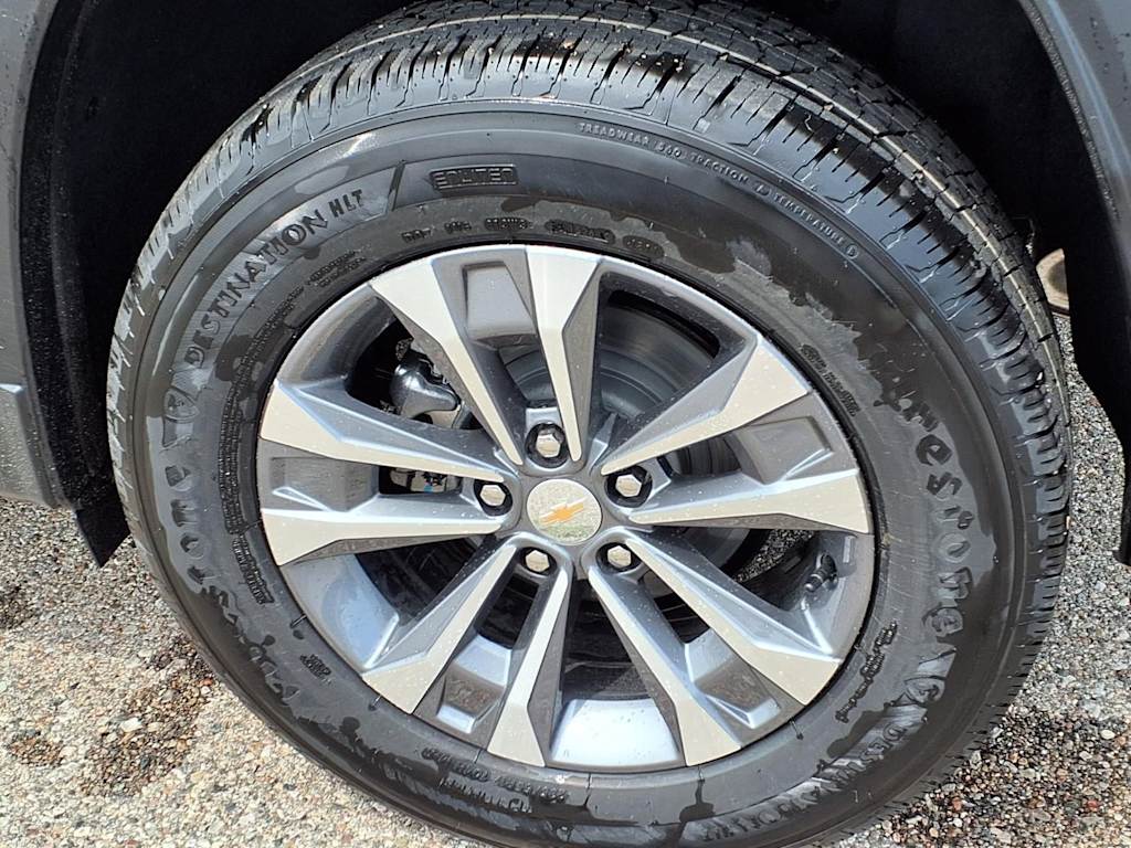 Thumbnail: 2027 Chevrolet Equinox - 6