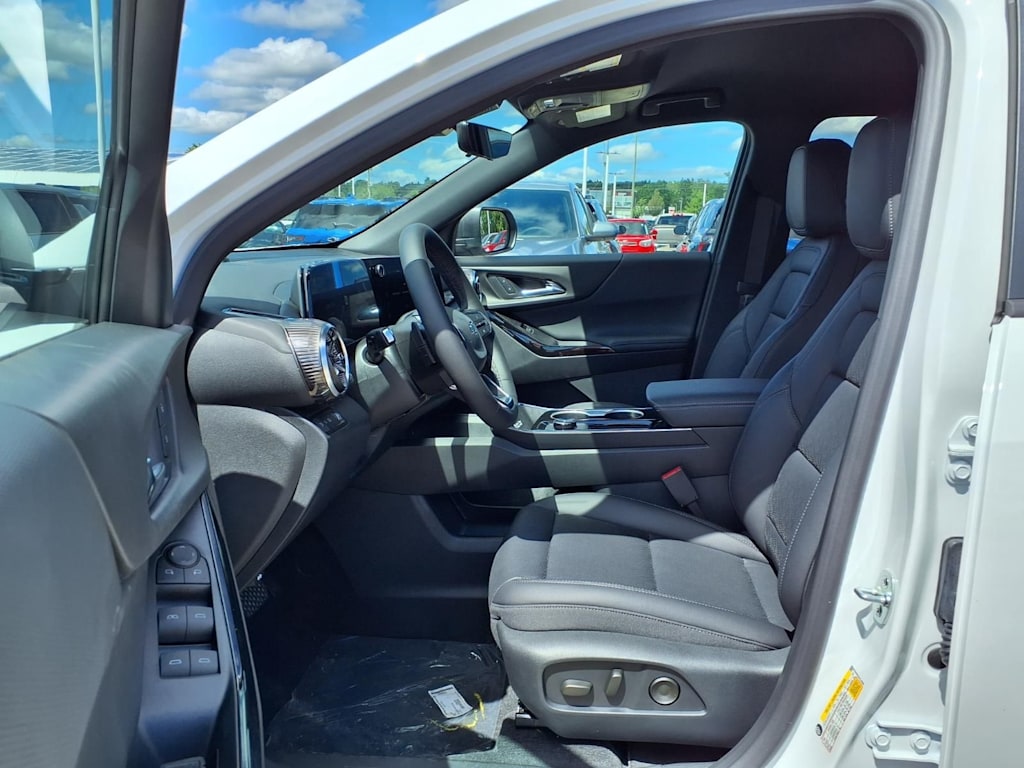Thumbnail: 2027 Chevrolet Equinox - 9