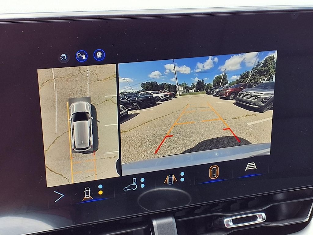 Thumbnail: 2027 Chevrolet Equinox - 19