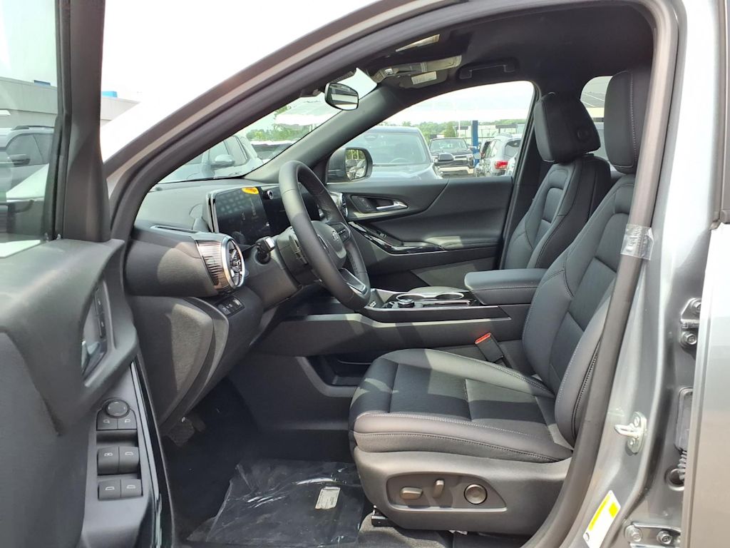 Thumbnail: 2027 Chevrolet Equinox - 9