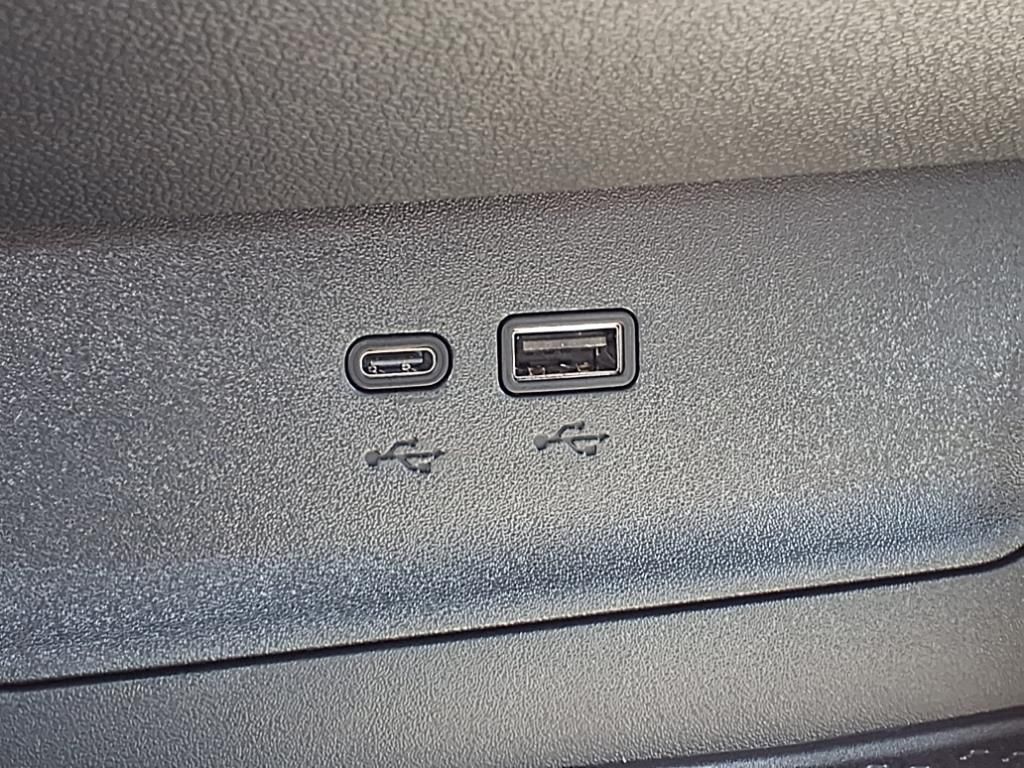 Thumbnail: 2026 Chevrolet Equinox - 21