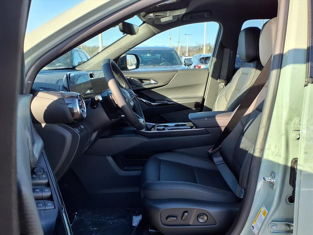 Thumbnail: 2026 Chevrolet Equinox - 9