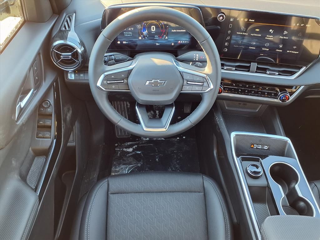 Thumbnail: 2026 Chevrolet Equinox - 8