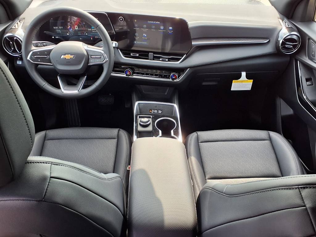 Thumbnail: 2026 Chevrolet Equinox - 2