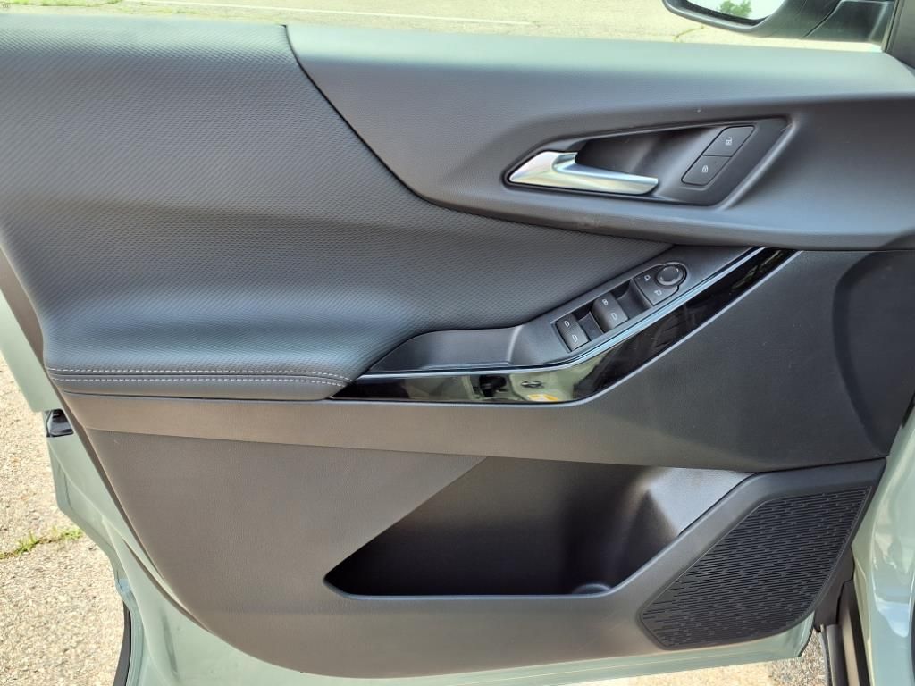 Thumbnail: 2026 Chevrolet Equinox - 16