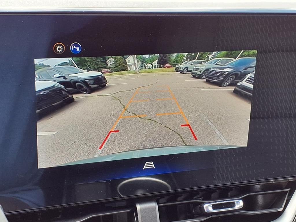 Thumbnail: 2026 Chevrolet Equinox - 21